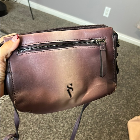Vera Wang Elegant Purple  Bag - Picture 1 of 7